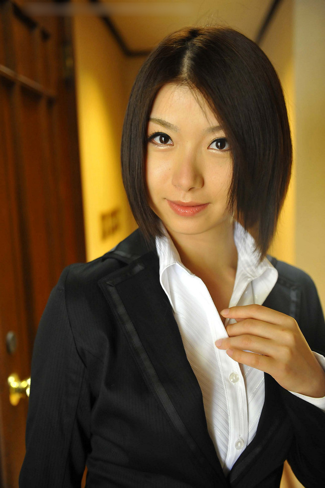 ＯＬ、この美しき生き物 （１５８）／加藤ツバキさん （中）