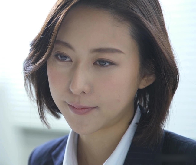 自分よりも若くて誰もが憧れる女上司をダメ社員の俺が全部汚してやる！ （１）／松下紗栄子さん
