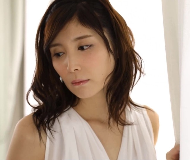 中出し４本番 芸能人 MOODYZ デビュー解禁ＳＰ！！ （１）／仲村みうさん